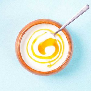 greek yoghurt and honey